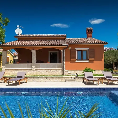 Holiday home Maria Betiga Pula