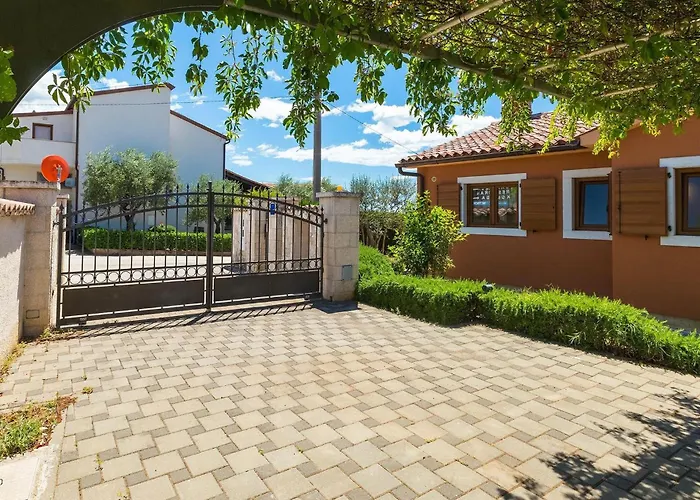 펜션 Maria Betiga *